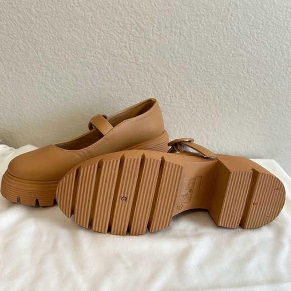 NWOT, Journee Collection Platform Block Heel Zarynn Mary Jane in Cognac, Sz 6.5 - Picture 8 of 10